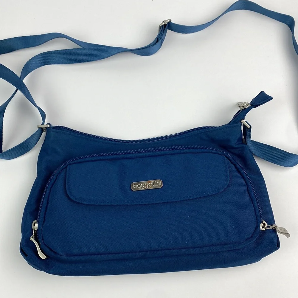 Baggallini | Blue Original Everyday Crossbody Bag - Picture 10 of 10